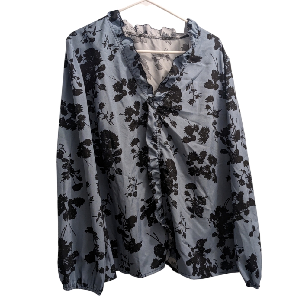 💥 SHEIN Floral Ruffle Blue and Gray Blouse 2XL
